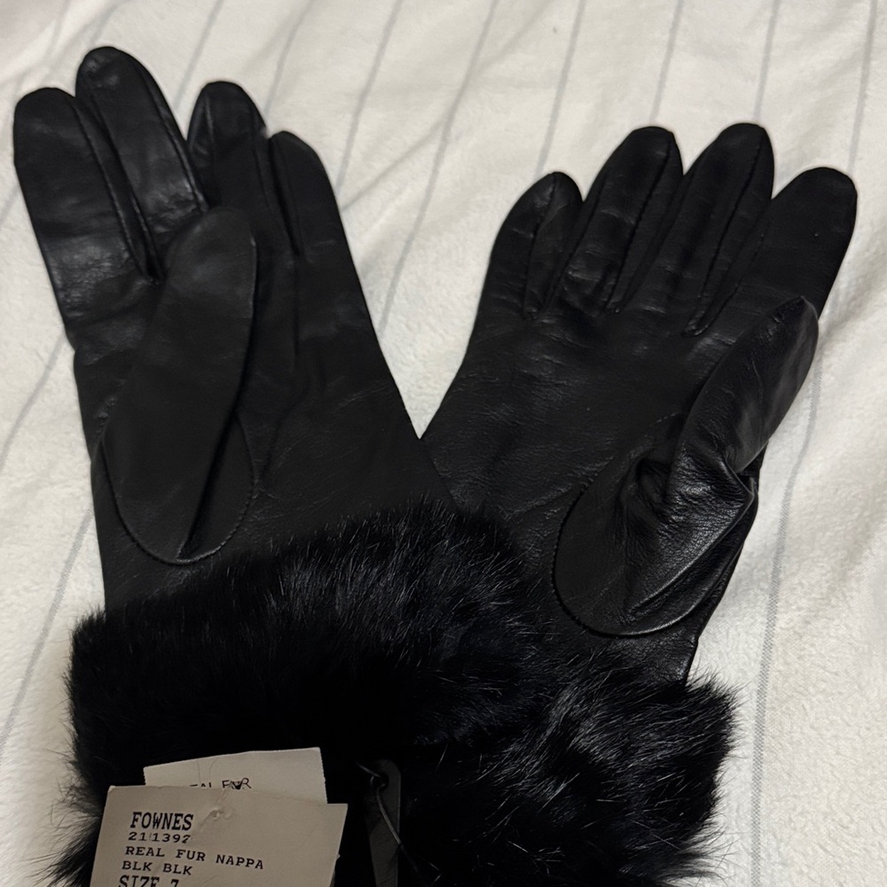 Black Leather Gloves with Fur Trim (New)